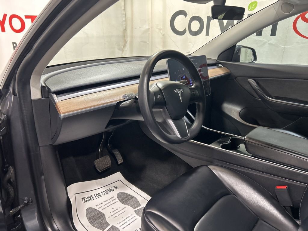 Used 2021 Tesla Model Y Long Range image 22