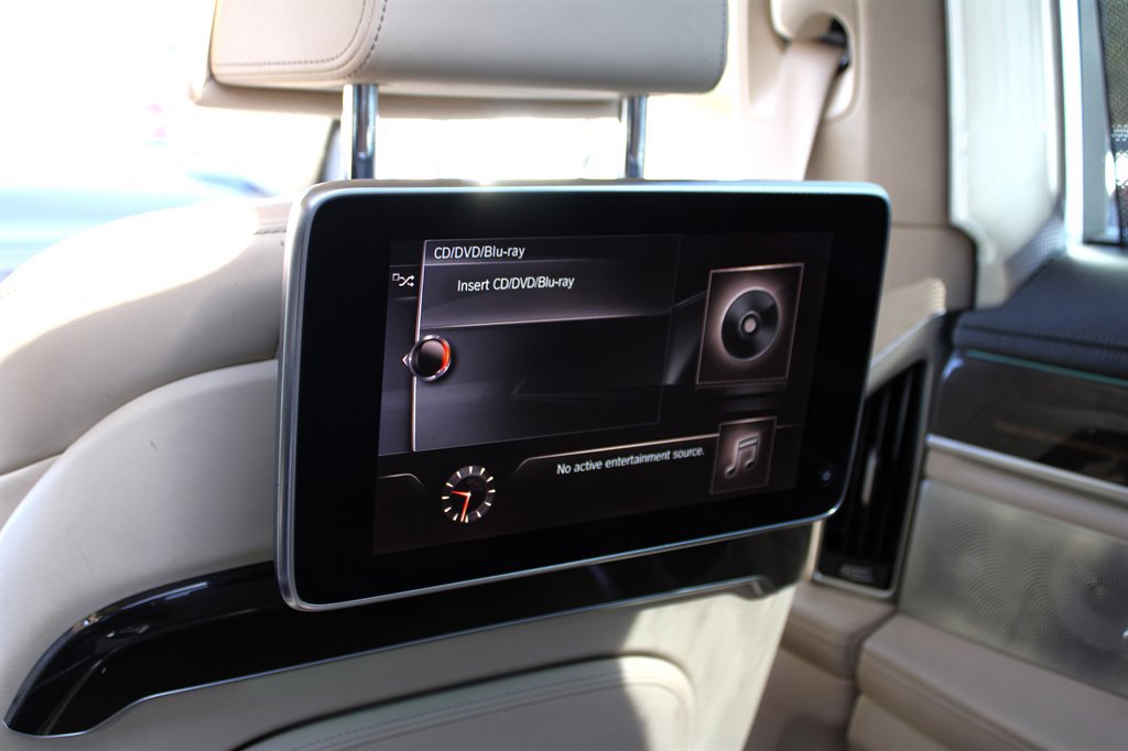 Used 2017 BMW 750i RWD image 22