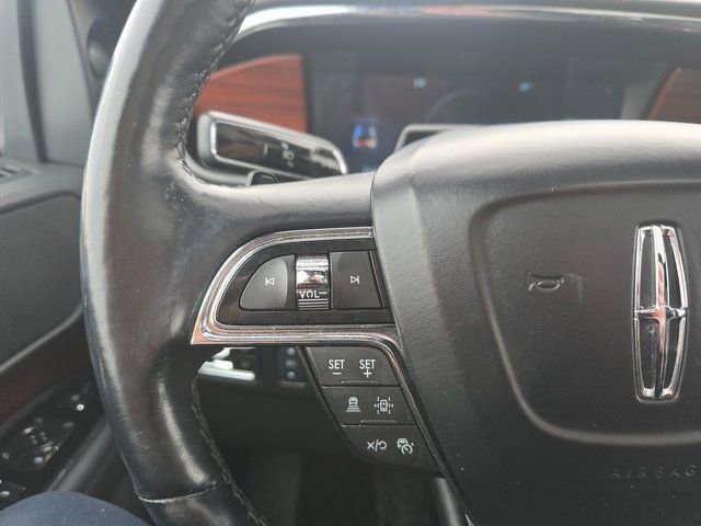 Used 2023 Lincoln Navigator Reserve AWD/4WD image 22