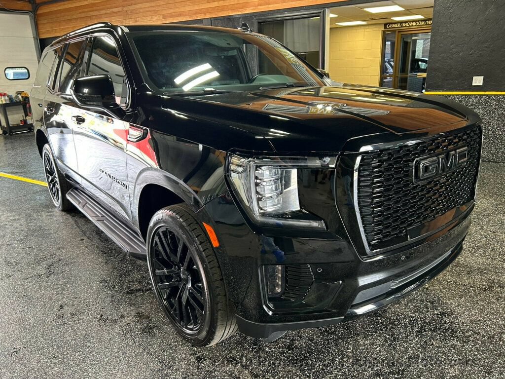 Used 2023 GMC Yukon SLE w/ Gmc Pro Safety Plus Package AWD/4WD image 9