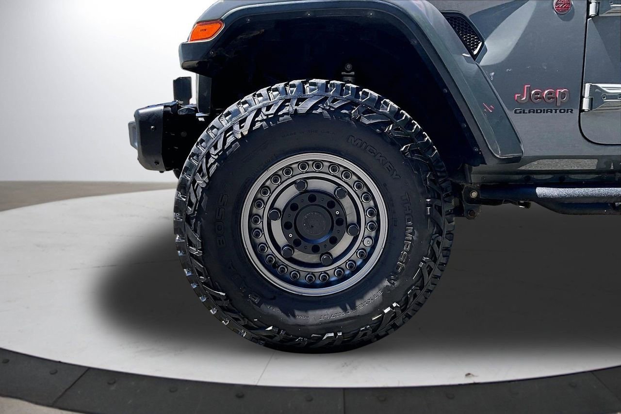 Used 2021 Jeep Gladiator Rubicon AWD/4WD image 32