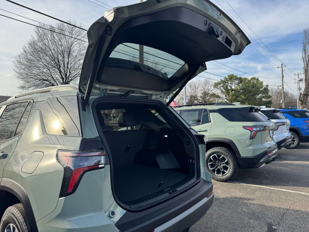 New 2026 Chevrolet Equinox LT w/ Convenience Package II image 34