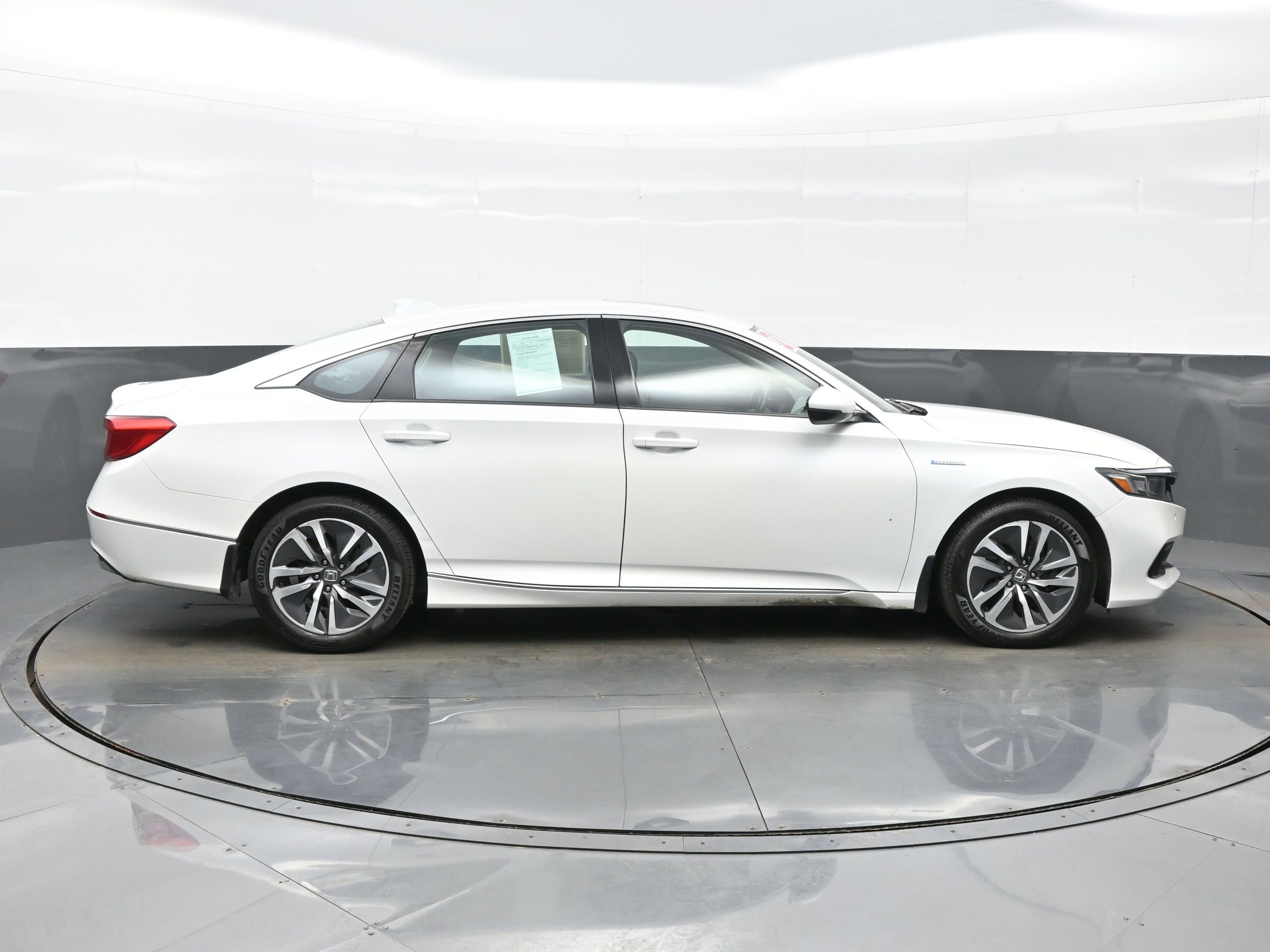 Used 2021 Honda Accord EX-L image 7