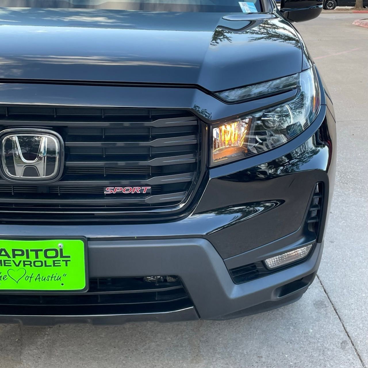Used 2023 Honda Ridgeline Sport image 8