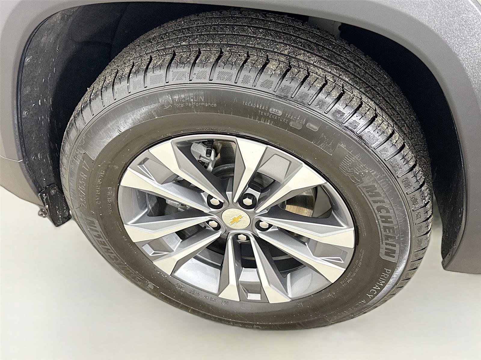 Used 2025 Chevrolet Equinox LT image 31