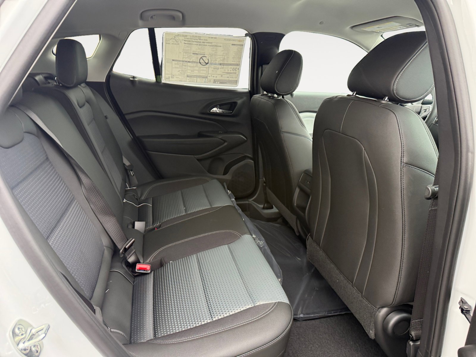 New 2026 Chevrolet Trax LT image 18