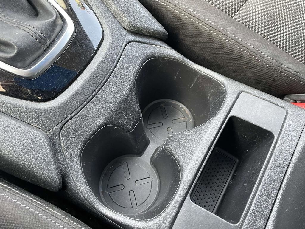 Used 2019 Nissan Rogue Sport SV image 29