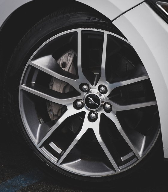 Used 2015 Ford Mustang GT Premium w/ Equipment Group 401A image 30