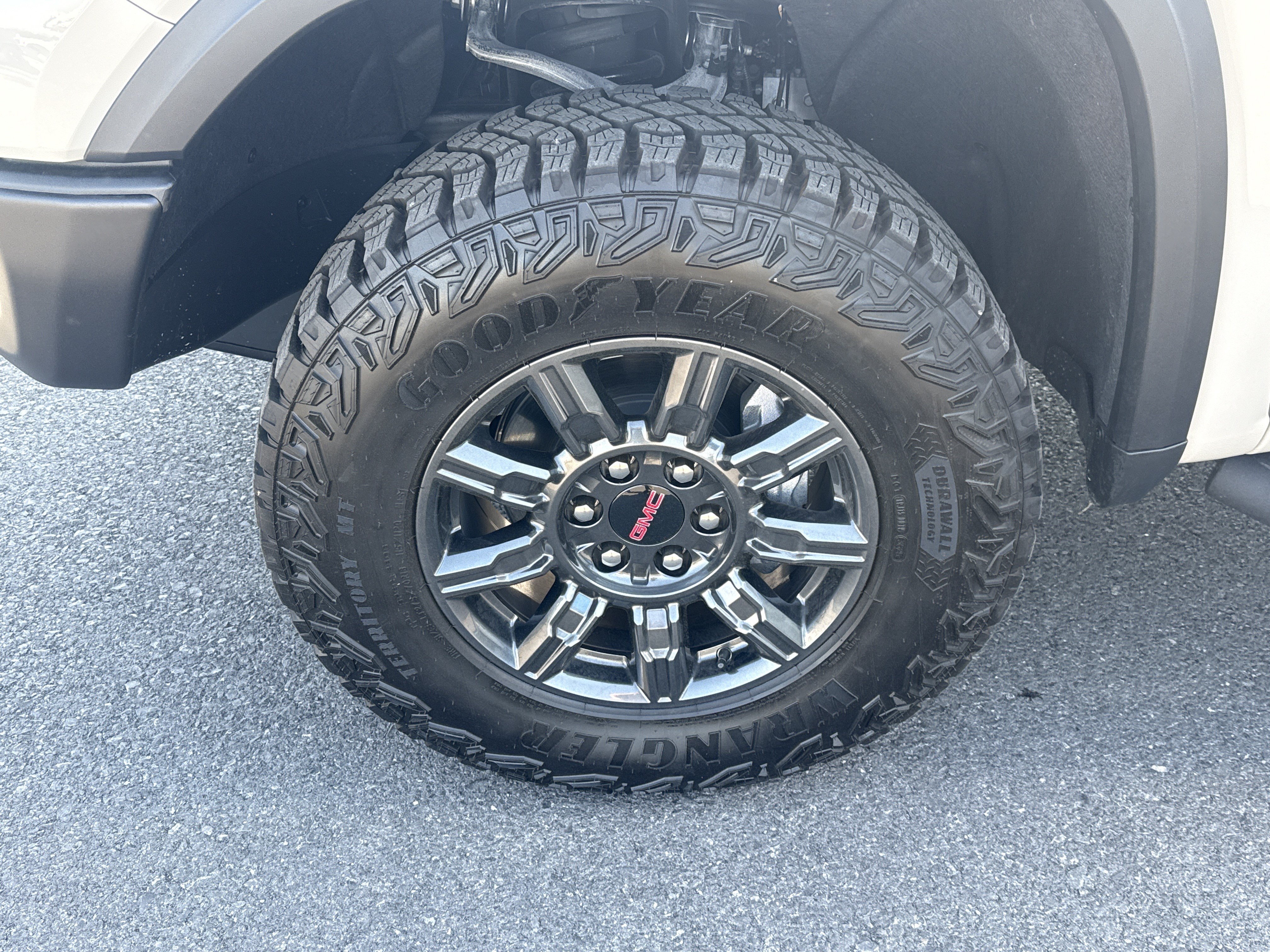 Used 2026 GMC Sierra 1500 AT4X AWD/4WD image 10