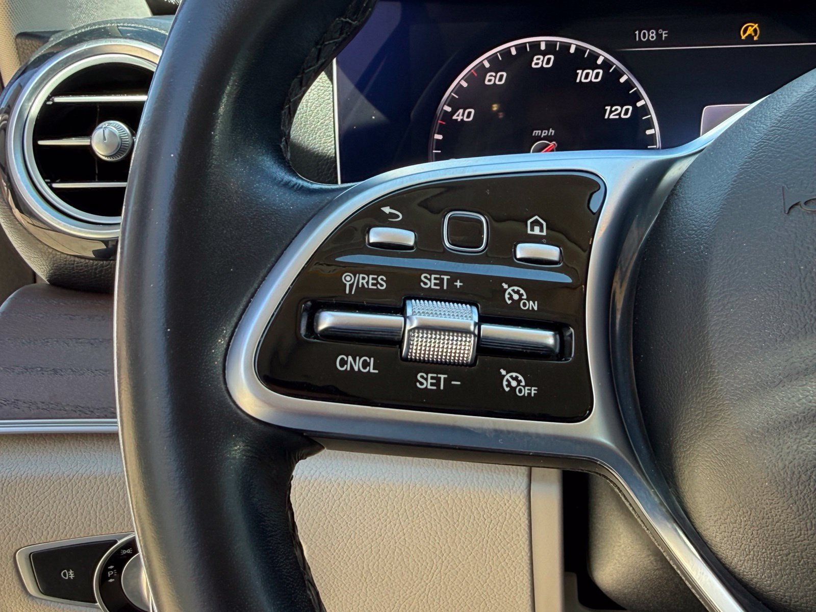 Used 2020 Mercedes-Benz E 350 Sedan image 31