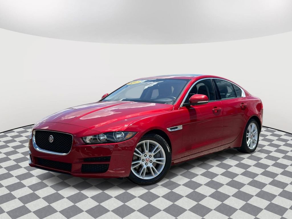 Used 2017 Jaguar XE Premium RWD video 1