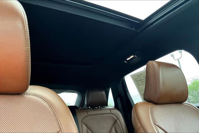 Used 2021 Lincoln Nautilus Reserve w/ Class II Trailer Tow Package image 23