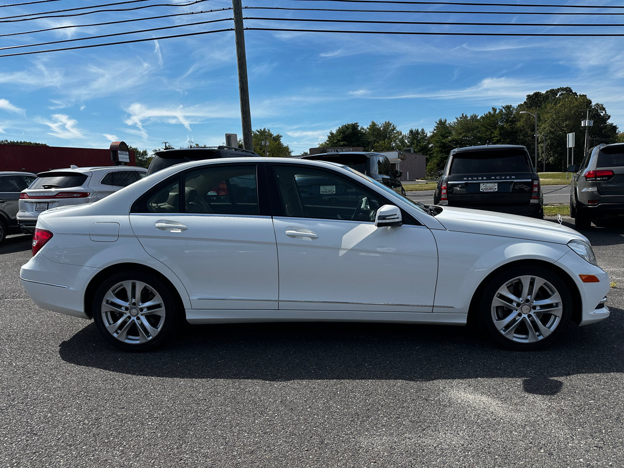 Used 2013 Mercedes-Benz C 300 4MATIC Sedan image 4