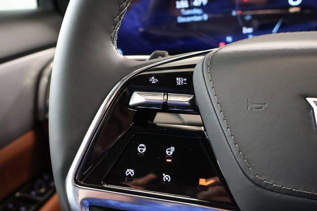 New 2026 Cadillac Vistiq Platinum image 16