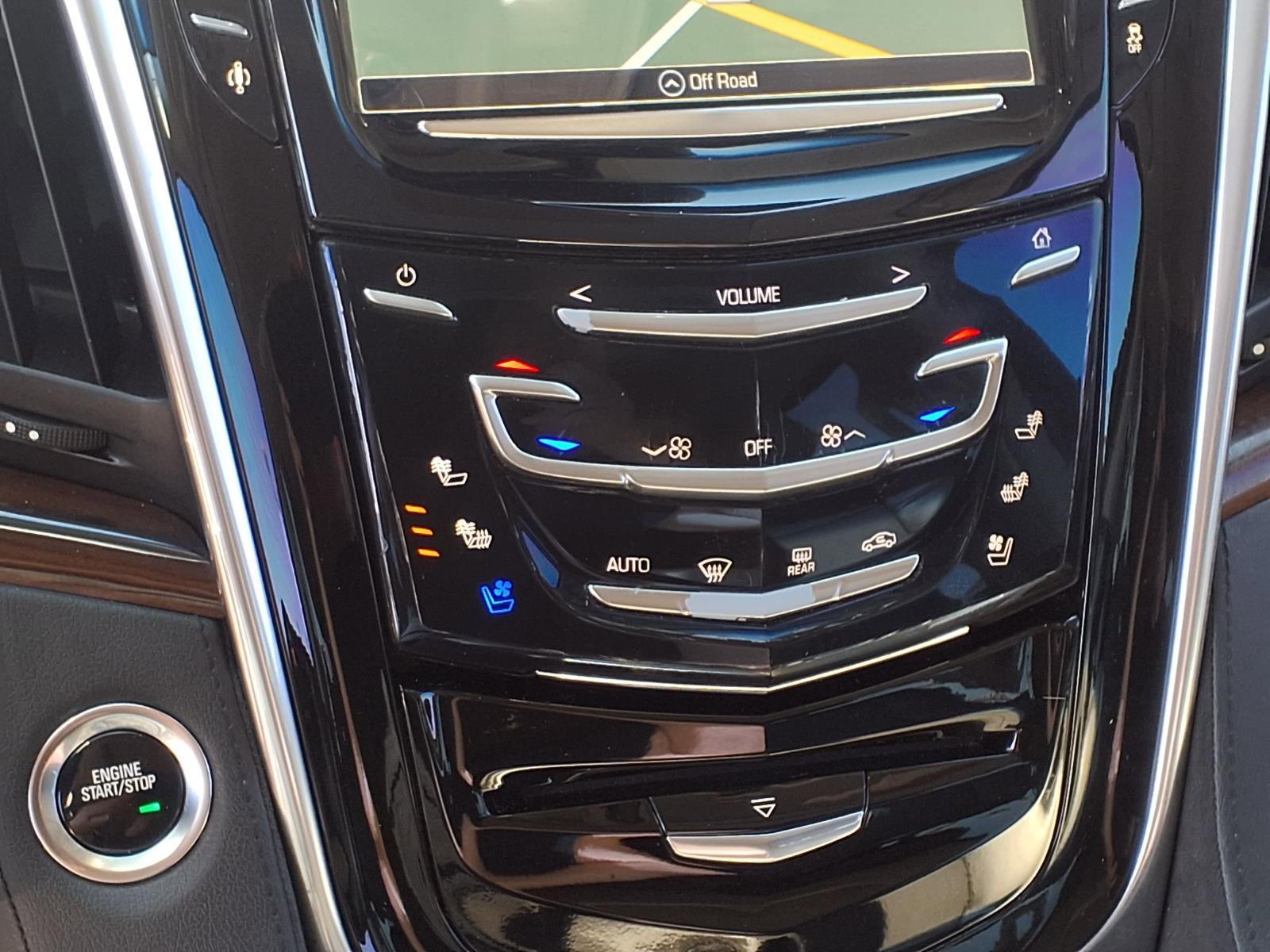 Used 2020 Cadillac Escalade Luxury image 7