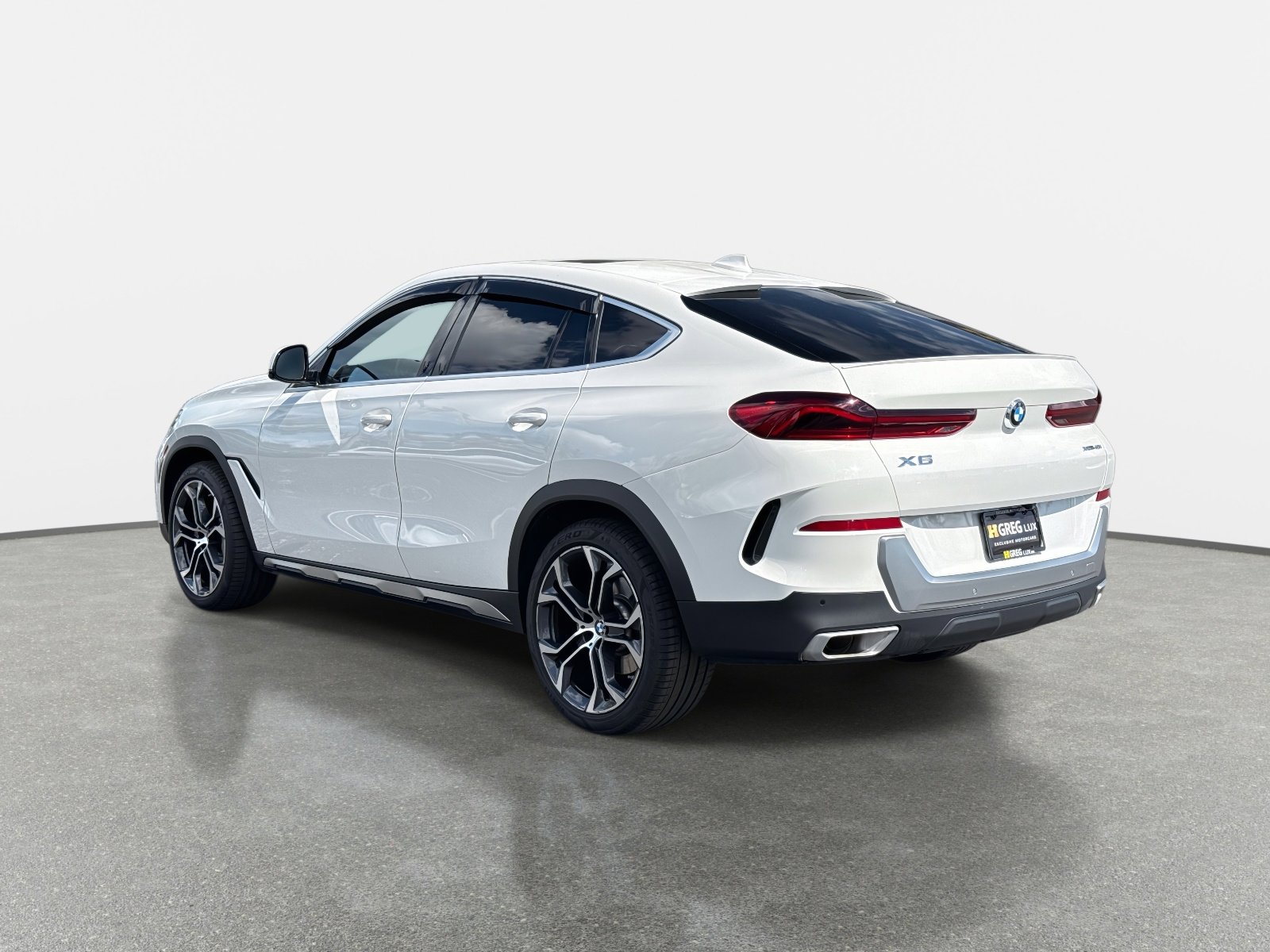 Used 2023 BMW X6 xDrive40i w/ Premium Package image 5