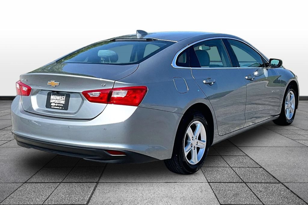 Used 2024 Chevrolet Malibu LT FWD image 12