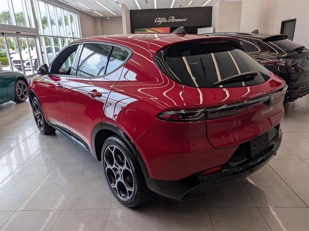 New 2025 Alfa Romeo Tonale image 4