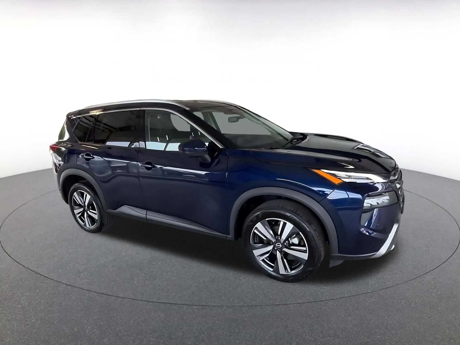 Used 2025 Kia Soul LX w/ LX Technology Package FWD image 2