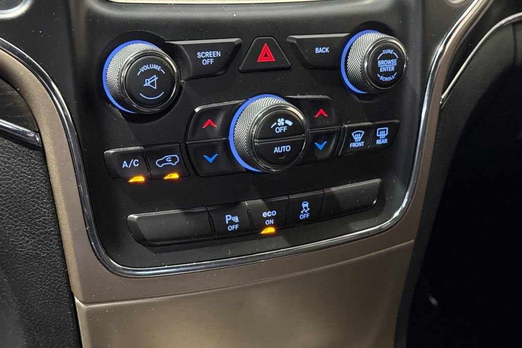 Used 2014 Jeep Grand Cherokee Limited image 17