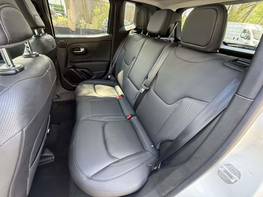Used 2022 Jeep Renegade Limited w/ Sun, Sound & Wheels Group image 13