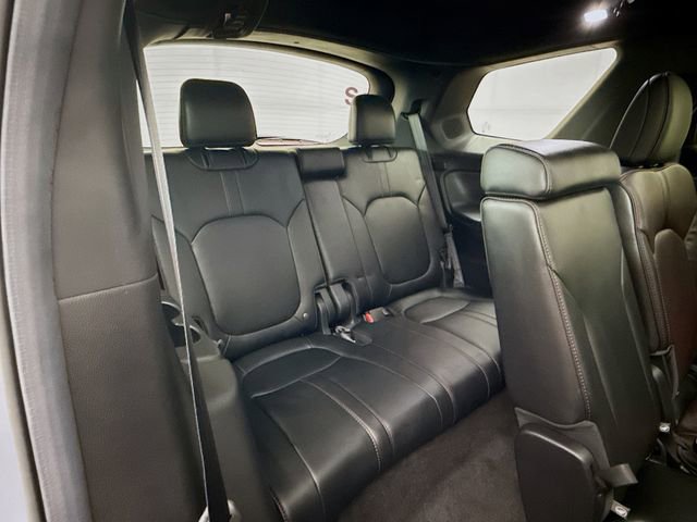Used 2025 Honda Pilot Black Edition image 29