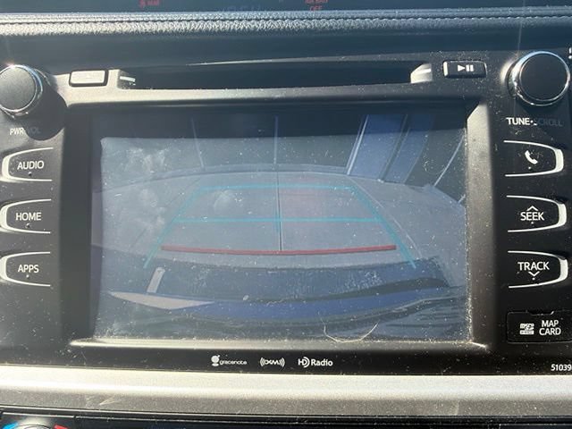 Used 2019 Toyota Highlander SE AWD/4WD image 11