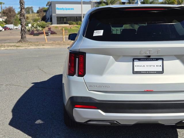 New 2026 Kia Sorento LX image 9