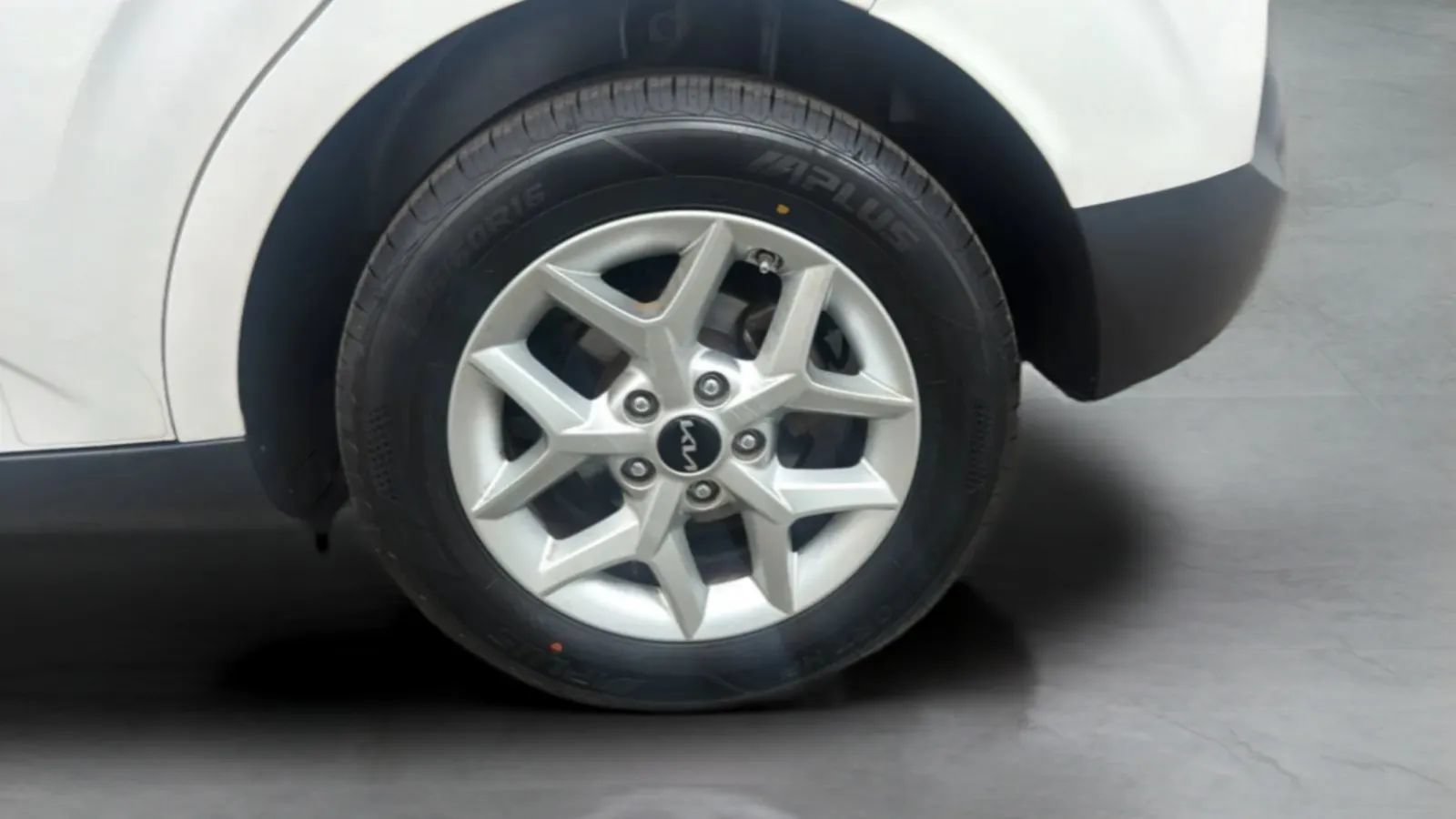 Used 2022 Kia Soul LX w/ Technology Package FWD image 26