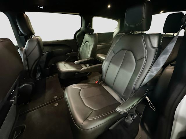 New 2026 Chrysler Pacifica Select image 24