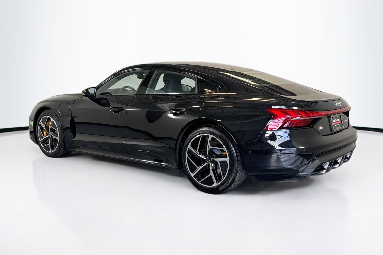 Used 2023 Audi RS e-tron GT image 7