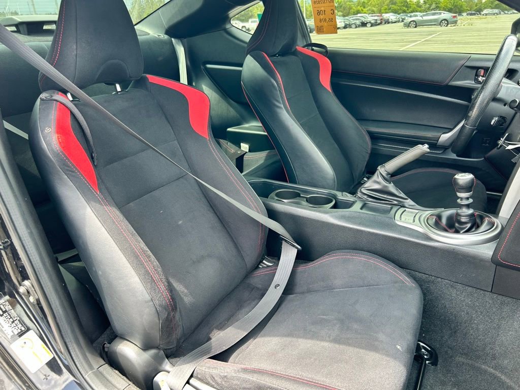 Used 2014 Scion FR-S RWD image 10