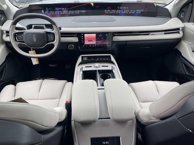 New 2026 Lincoln Navigator L Premier AWD/4WD image 16