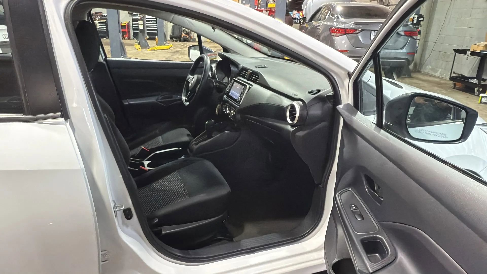 Used 2023 Nissan Versa S FWD image 23
