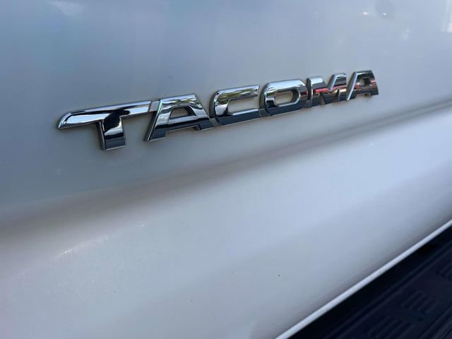 Used 2011 Toyota Tacoma PreRunner w/ SR5 Pkg #2 RWD image 7