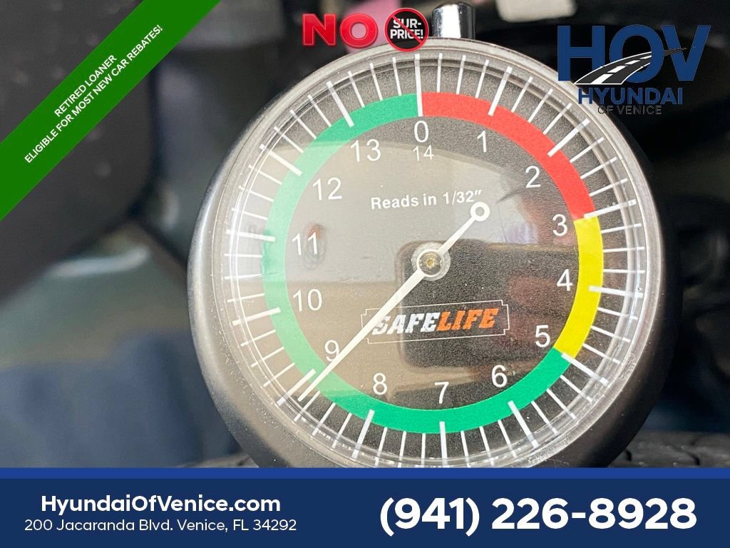 Certified 2026 Hyundai Venue SEL FWD image 39