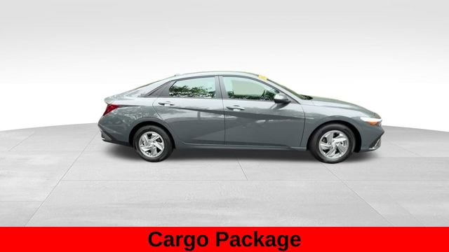 Used 2026 Hyundai Elantra SE w/ Cargo Package FWD image 10