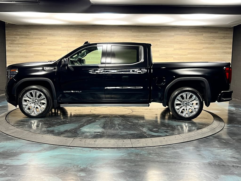 Used 2024 GMC Sierra 1500 Denali w/ Denali Reserve Package AWD/4WD image 11