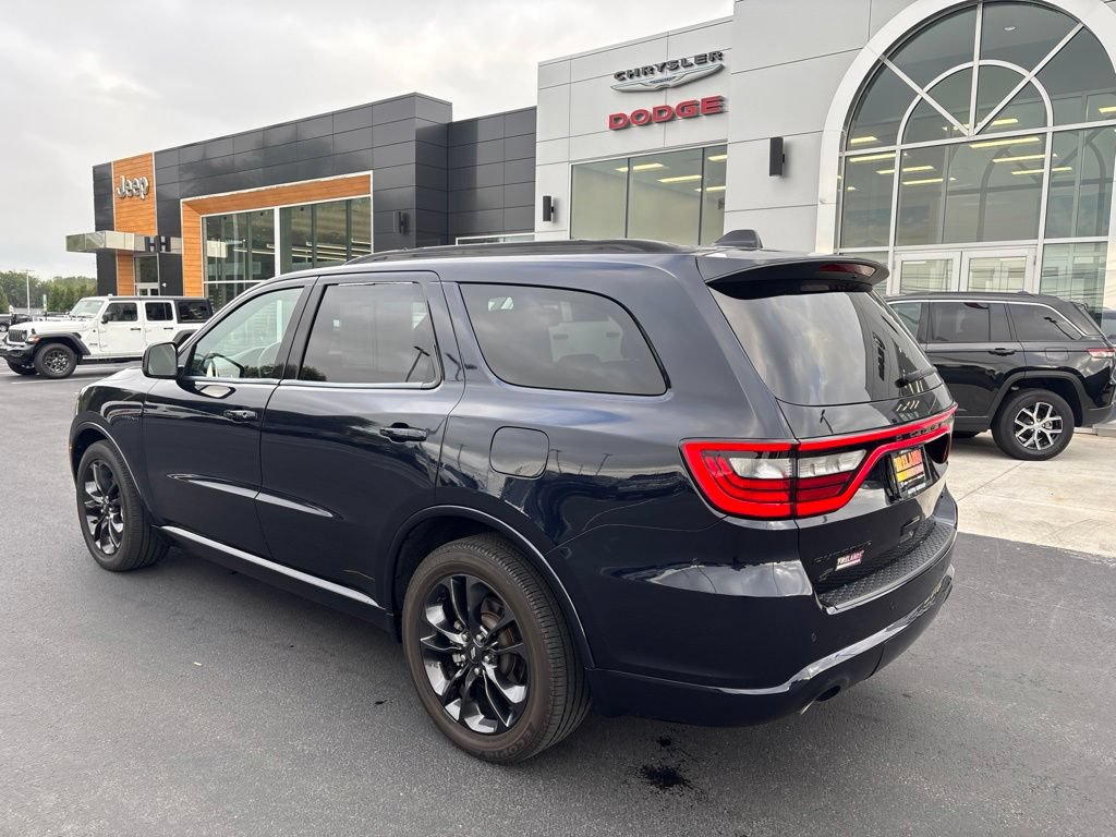 Used 2023 Dodge Durango R/T w/ Blacktop Package AWD/4WD image 3