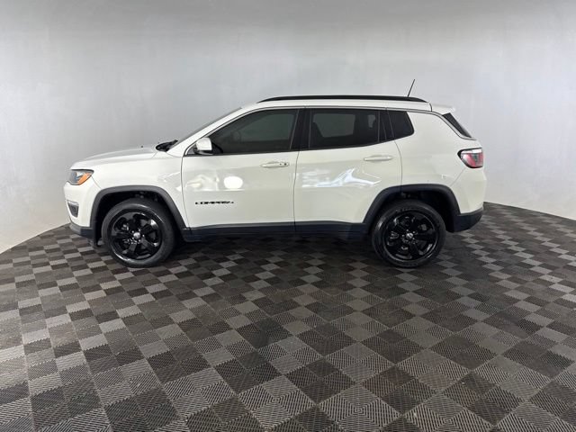 Used 2020 Jeep Compass Latitude w/ Cold Weather Group AWD/4WD image 8