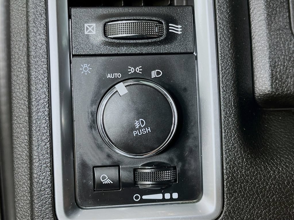 Used 2021 RAM 1500 Warlock AWD/4WD image 13