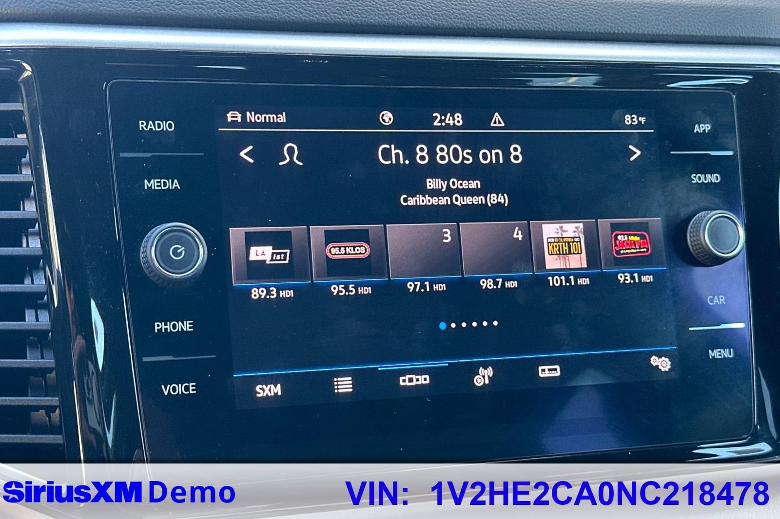 Used 2022 Volkswagen Atlas Cross Sport SE image 28