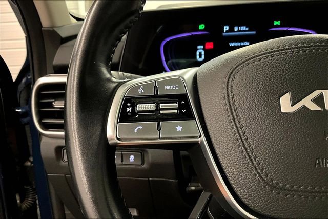 Used 2025 Kia Telluride S image 27