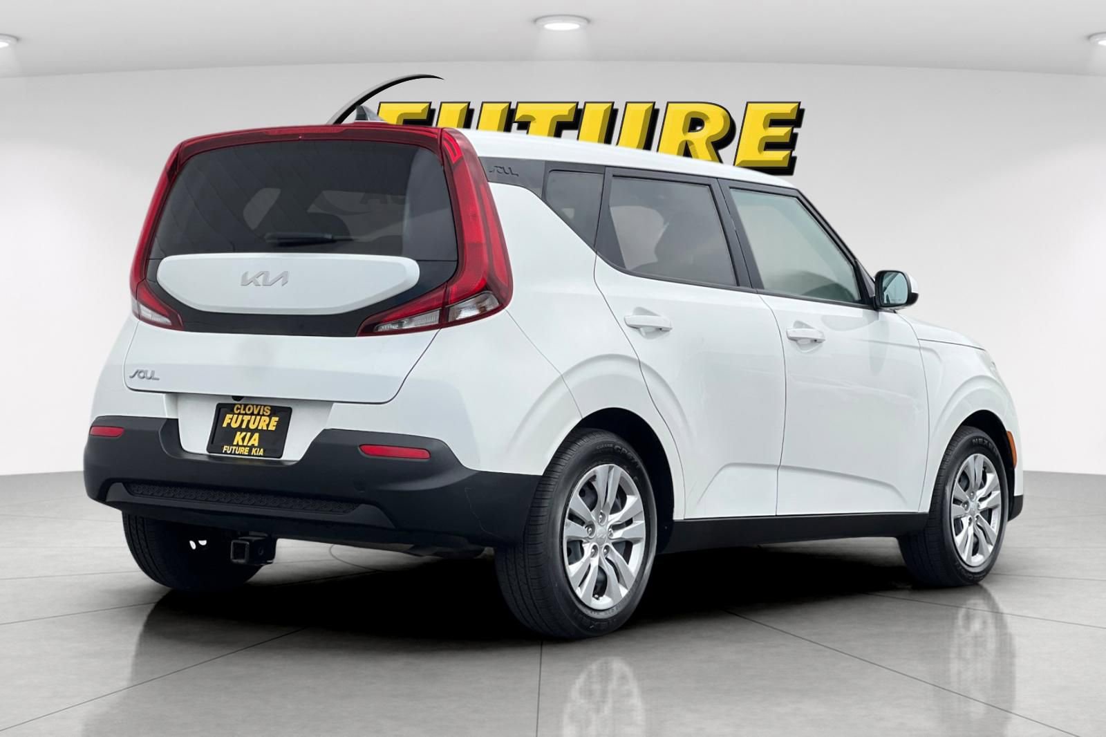 Certified 2022 Kia Soul LX FWD image 4