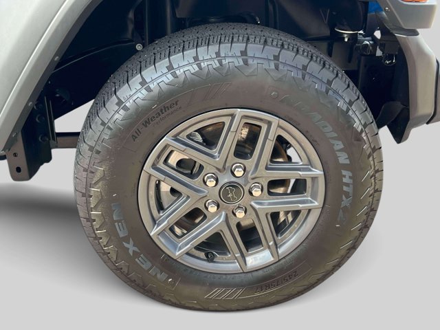 Used 2026 Jeep Wrangler Unlimited Sport AWD/4WD image 8