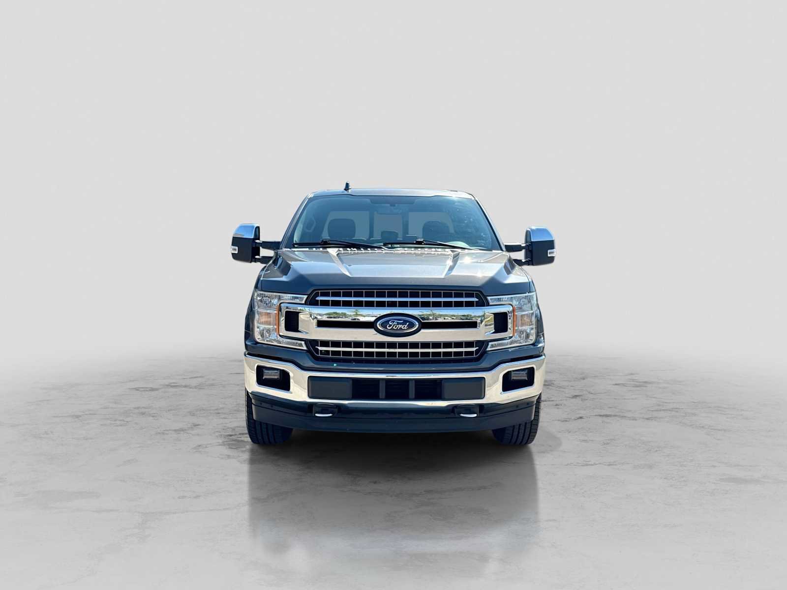 Used 2018 Ford F150 XLT w/ Equipment Group 302A Luxury AWD/4WD image 9