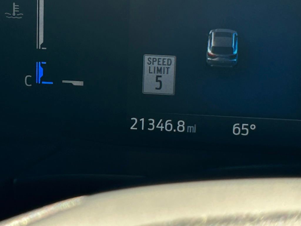 Certified 2025 Ford Escape ST-Line w/ Tech Pack #1 AWD/4WD image 24