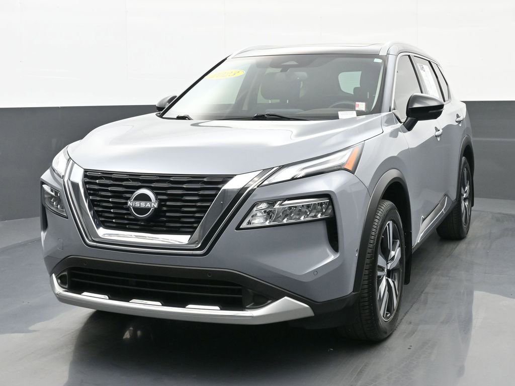 Used 2023 Nissan Rogue Platinum image 7