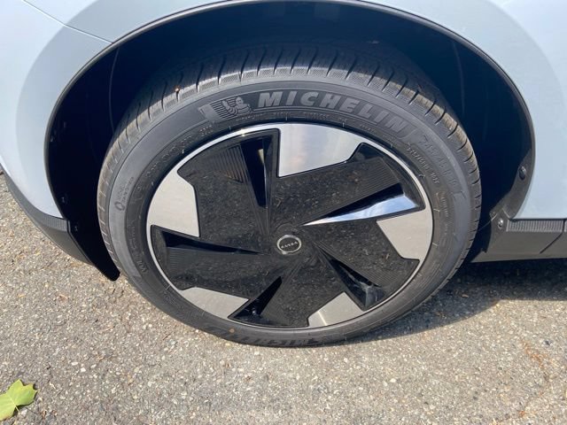 New 2026 Volvo EX30 Plus w/ Protection Package Premier AWD/4WD image 9