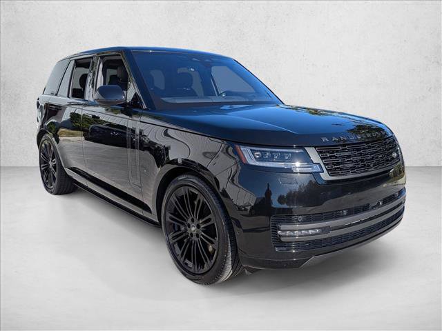 Used 2023 Land Rover Range Rover Autobiography image 3